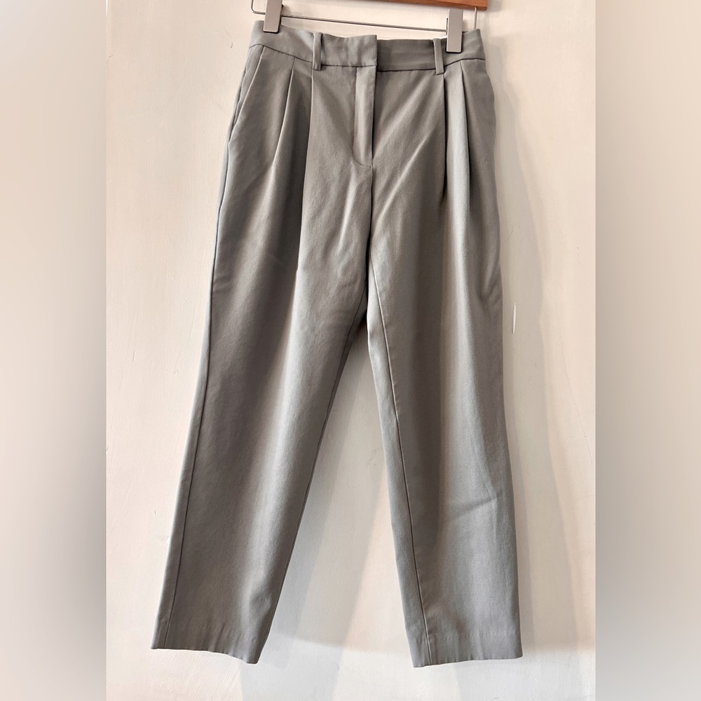 Aritzia Gray Ankle Pants